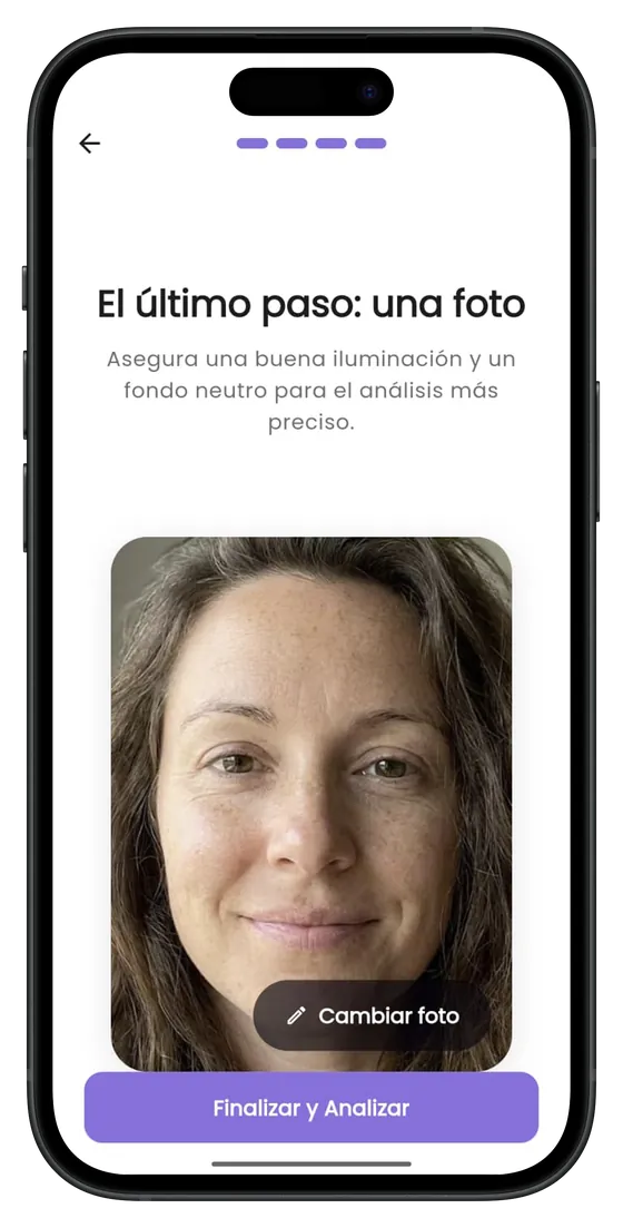 Análisis facial con IA de MyGlowApp: paso de la foto para el diagnóstico de piel